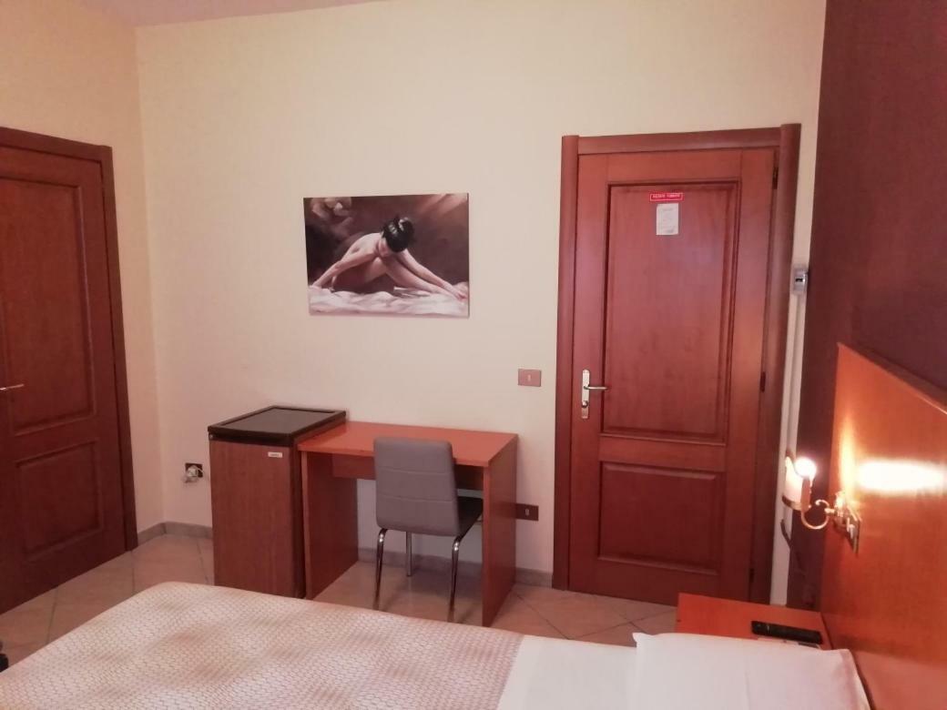 Affittacamere Volusia House Рим Экстерьер фото