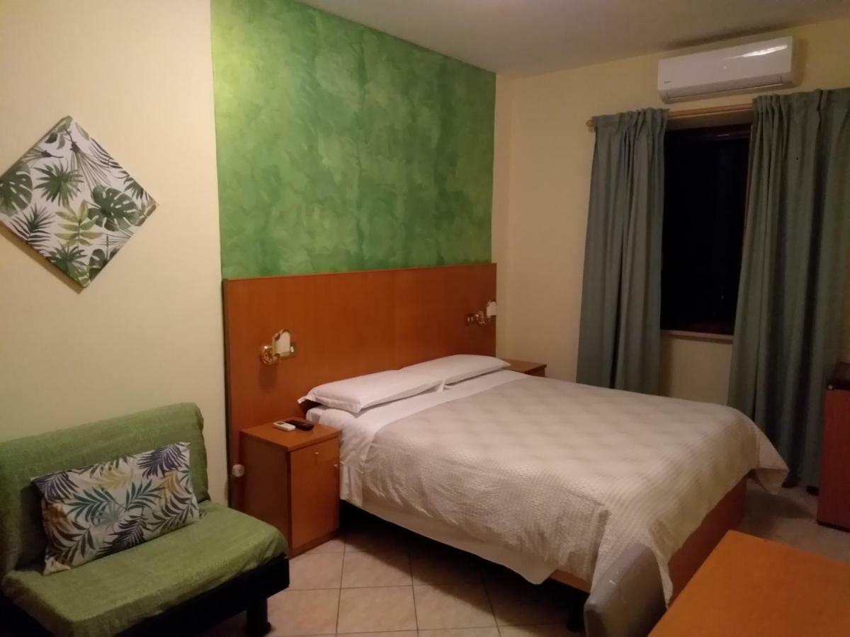 Affittacamere Volusia House Рим Экстерьер фото